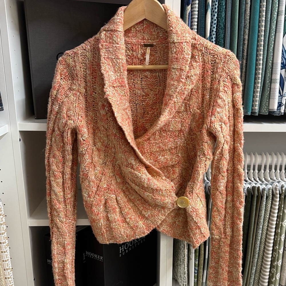Free People Pink and Cream Knit Sweater